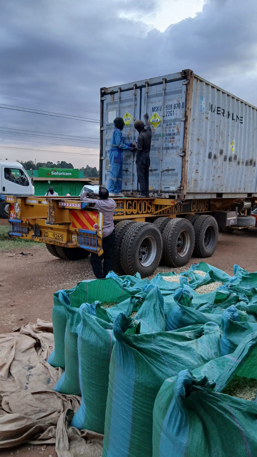 Loading Grain Containers